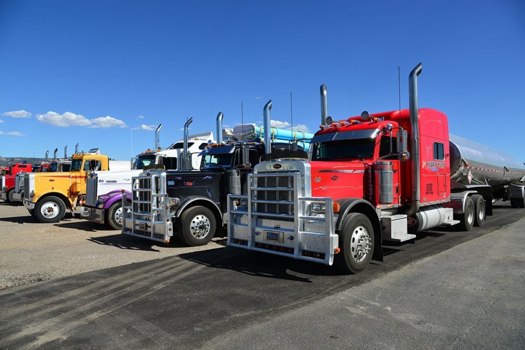 truck-ge61290398_1920